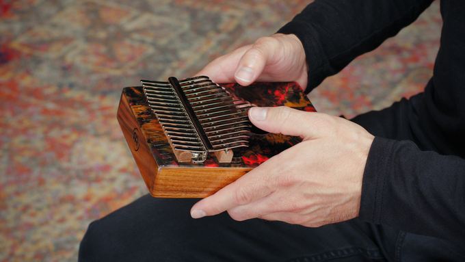 Sound Hole Designer Kalimba, Lava video
